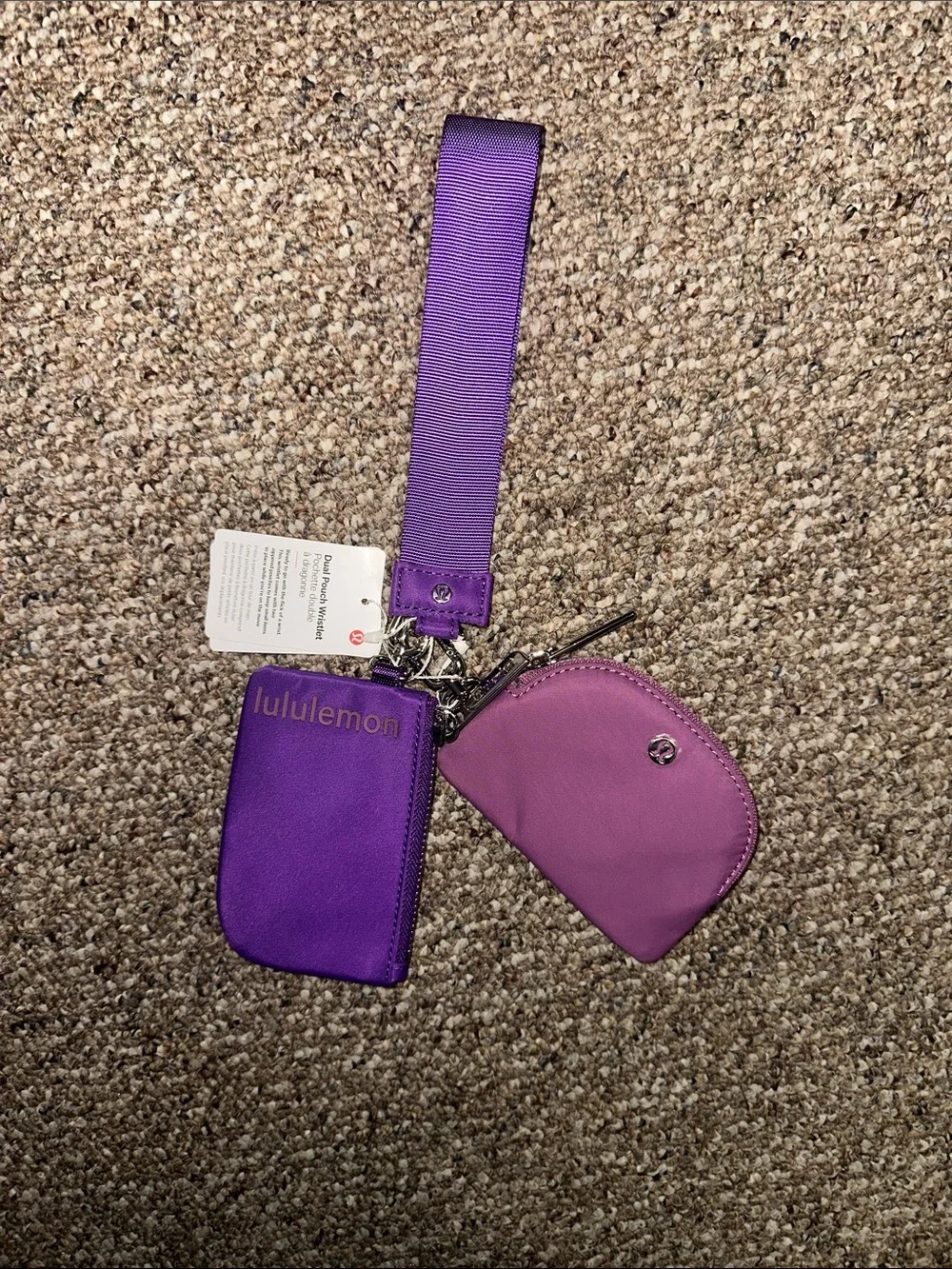 lululemon dual pouch wristlet in chilled grape